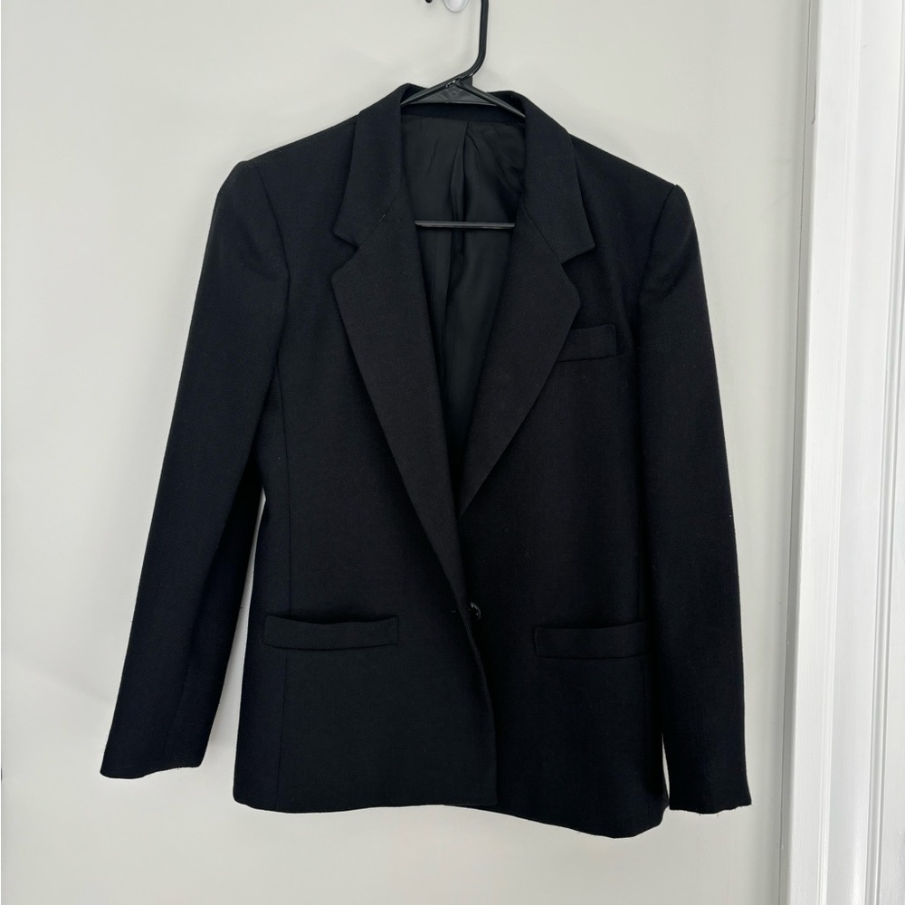 Vintage black womens blazer